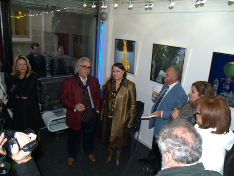 Agustín Gaínza y yo, la poeta Laure Fardoulis a la izquierda