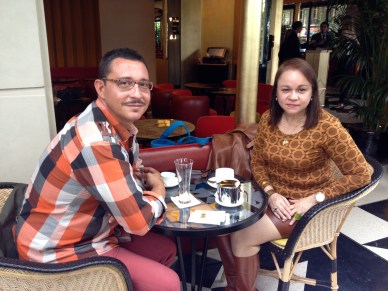 Con Javier de Castromori en el Café Francés