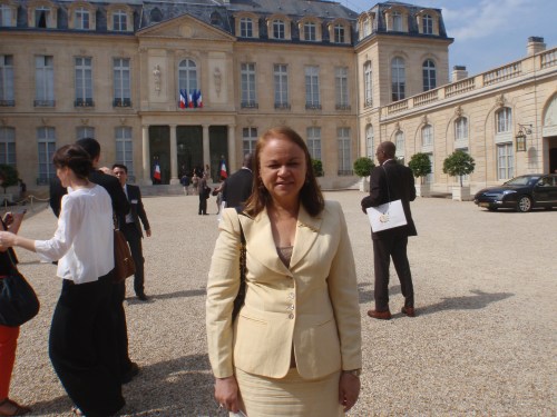 A la entrada del Elysée