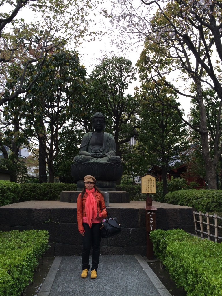 Zoé Valdés Templo Senso-Ji