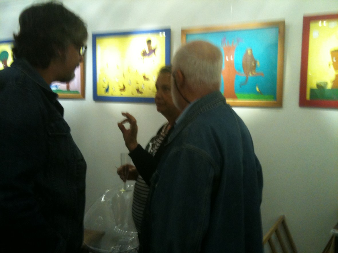 Puchy y  los fotógrafos Ramón Suárez, y Nelson Gómez